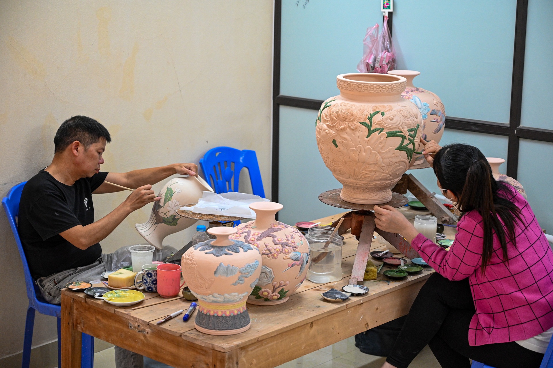 Nghệ nhân 50 năm giữ lửa nghề truyền thống gốm Bát Tràng - 8