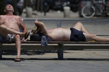 Theo dự báo, hàng ngàn người sẽ chết vì cái nóng thiêu đốt như "lửa địa ngục"