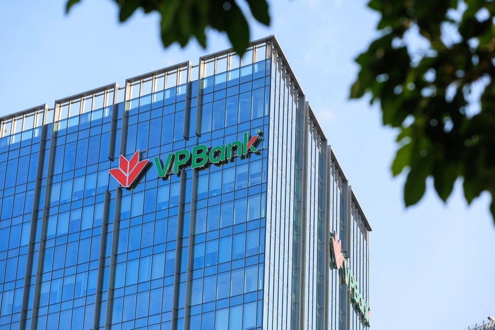 VPBank đứng đầu nhóm ngân hàng tư nhân Việt Nam trong bảng xếp hạng Forbes Global 2000 - 1 VPBank đứng đầu nhóm ngân hàng tư nhân Việt Nam trong bảng xếp hạng Forbes Global 2000 - 1