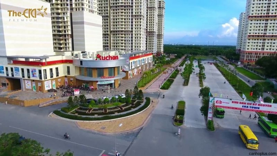 Ngân hàng rao bán hàng chục căn hộ ở TP.HCM, giá 15 triệu đồng/m2 - 1 Ngân hàng rao bán hàng chục căn hộ ở TP.HCM, giá 15 triệu đồng/m2 - 1
