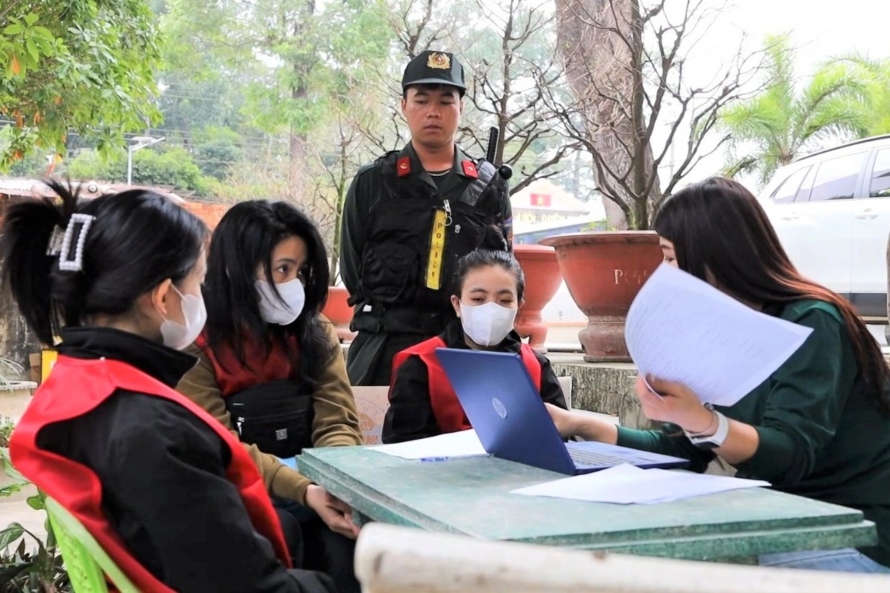 Đường dây lừa đảo hàng trăm tỷ đồng: Hé lộ chiếc bẫy mật ngọt chết ruồi