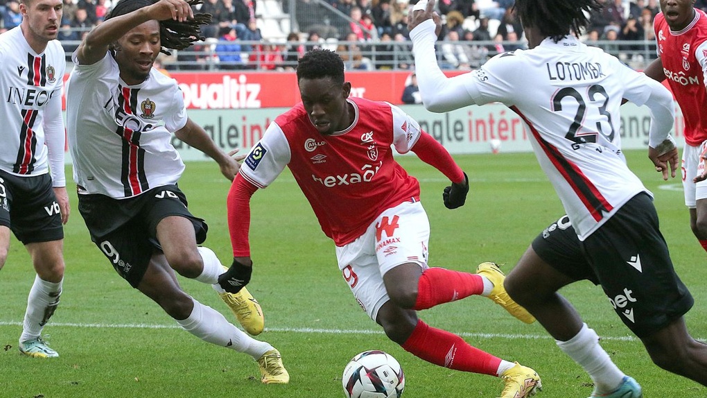 Folarin Balogun: Khẩu pháo chờ đợi lên nòng của Arsenal - 3 Folarin Balogun: Khẩu pháo chờ đợi lên nòng của Arsenal - 3