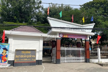 Mâu thuẫn trên lớp, nữ sinh lớp 6 bị nhóm bạn tìm đến nhà vây đánh