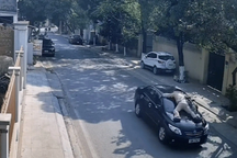 Phó Giám đốc Trung tâm Giáo dục thường xuyên hất CSGT lên nắp ca pô