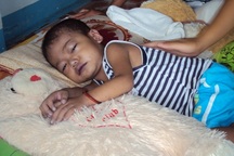 Mắc bệnh tim, bé 2 tuổi thoi thóp chờ chết