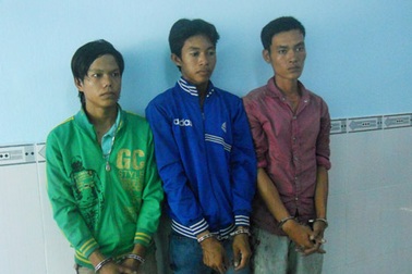 Nghẹt thở cuộc đuổi bắt băng cướp giật trên đường