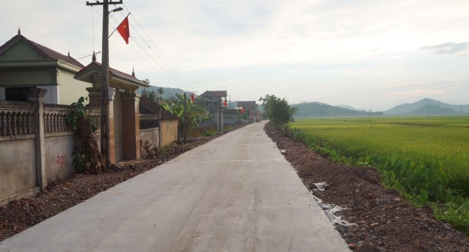 Làng thay da đổi thịt nhờ… tiền Kíp - 2 Làng thay da đổi thịt nhờ… tiền Kíp - 2