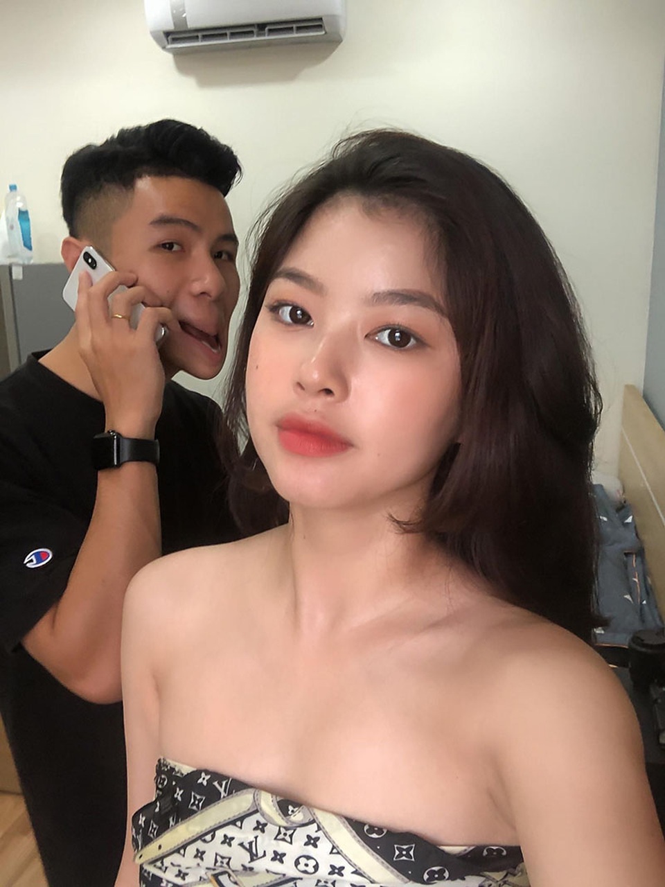 Dân mạng cười lăn với bộ ảnh “anh sao cũng được, miễn em đẹp” - 1 Dân mạng cười lăn với bộ ảnh “anh sao cũng được, miễn em đẹp” - 1