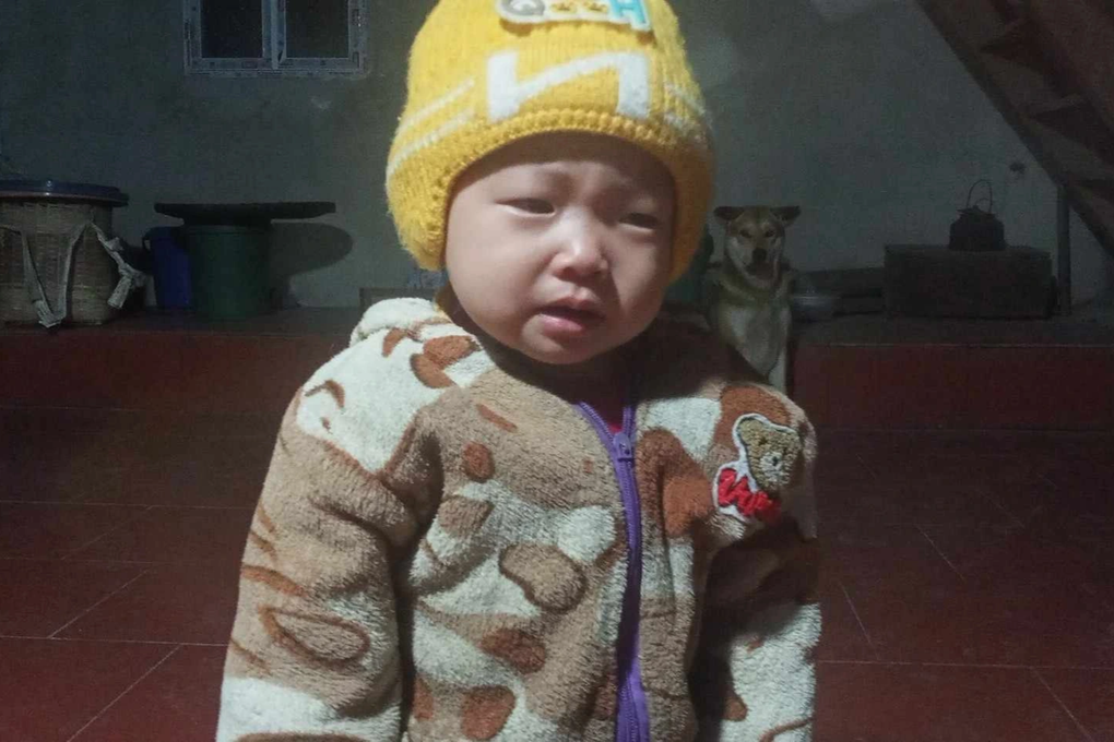 Gói xôi 10 ngàn chia 2 bữa, vợ nghèo khẩn cầu cứu chồng đang nguy kịch - 4 Gói xôi 10 ngàn chia 2 bữa, vợ nghèo khẩn cầu cứu chồng đang nguy kịch - 4