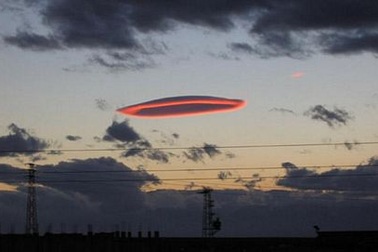 Những đám mây hình thù kỳ lạ