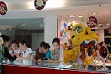 Háo hức mua sắm ngày đầu tiên mừng sinh nhật Ruby Plaza 5 năm tuổi