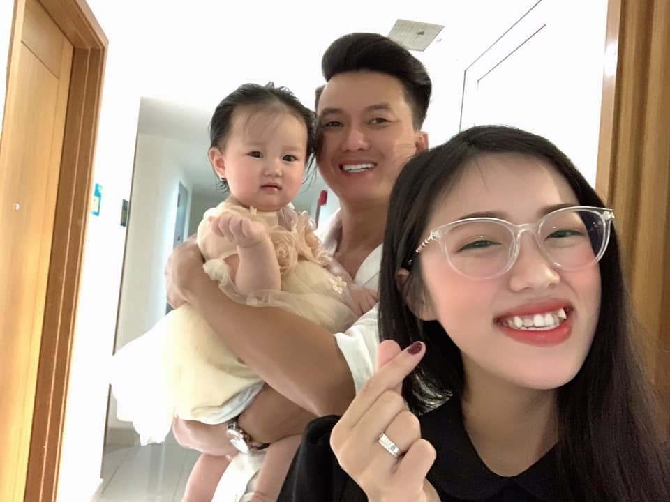 Hoài Linh hỗ trợ cả trăm triệu đồng giúp đàn em Quách Ngọc Tuyên mua nhà - 7 Hoài Linh hỗ trợ cả trăm triệu đồng giúp đàn em Quách Ngọc Tuyên mua nhà - 7