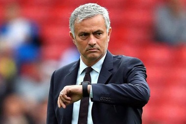 MU “tẻ nhạt” chưa từng thấy: Mourinho “giết chết” sự sáng tạo?