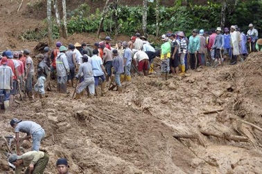  Indonesia: Lở đất chôn vùi hơn 100 người