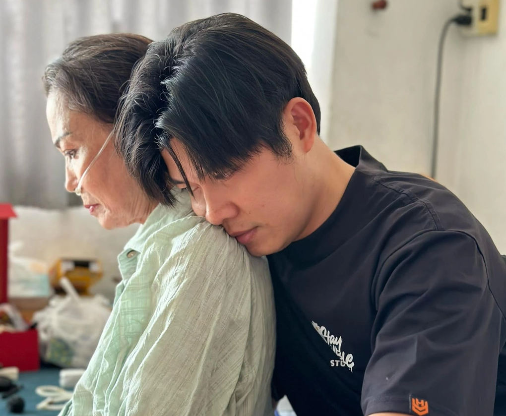 Cha đẻ ca khúc 2 tỷ lượt xem: Sở hữu nhiều bài hit, giàu có cỡ nào? - 3 Cha đẻ ca khúc 2 tỷ lượt xem: Sở hữu nhiều bài hit, giàu có cỡ nào? - 3