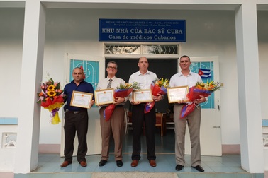 Những chuyên gia y tế Cu Ba và ngày 27/2 đầu tiên trên đất Việt