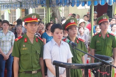 Giết vợ rồi tự sát, làm chết thai nhi 3 tháng tuổi