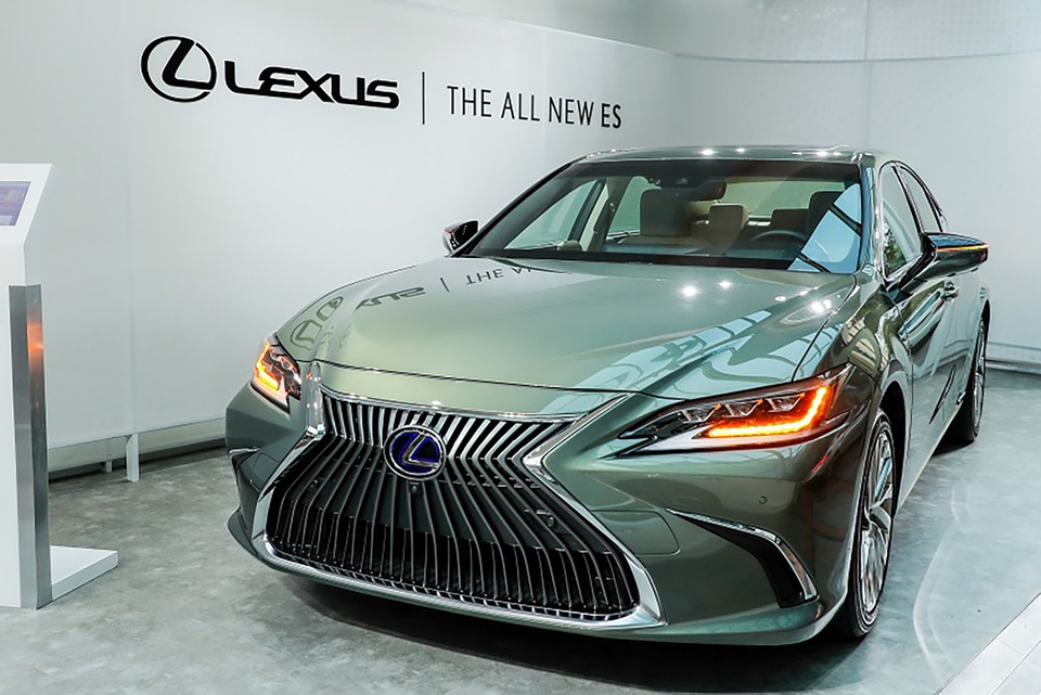 Lexus ES300h Lexus ES300h