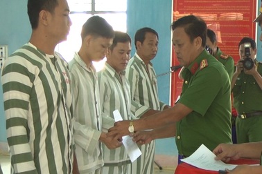 Trên 600 phạm nhân được giảm án nhân dịp Tết Nguyên đán 2018