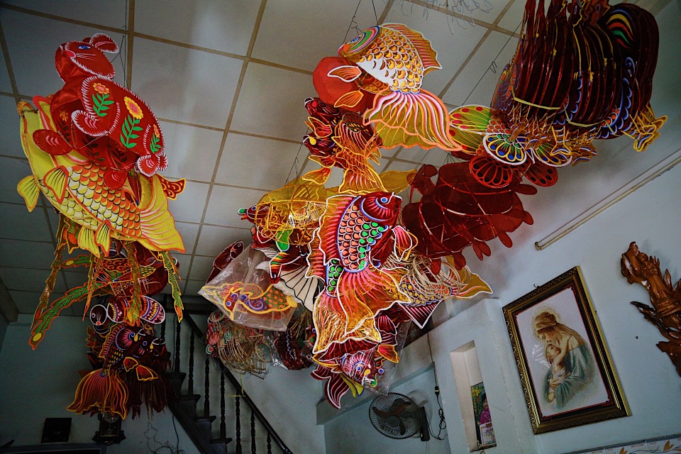 Làng nghề lồng đèn lớn nhất Sài Gòn đìu hiu vì dịch Covid-19 - 13 Làng nghề lồng đèn lớn nhất Sài Gòn đìu hiu vì dịch Covid-19 - 13