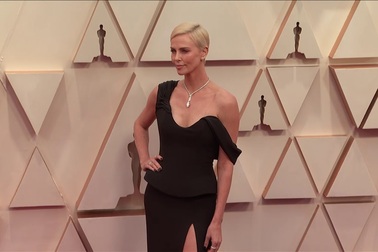Charlize Theron dự lễ trao giải Oscars