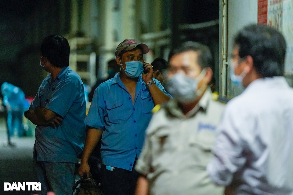 Phong tỏa công ty bếp gas vì có F1 liên quan thai phụ dương tính SARS-CoV-2 - 2 Phong tỏa công ty bếp gas vì có F1 liên quan thai phụ dương tính SARS-CoV-2 - 2