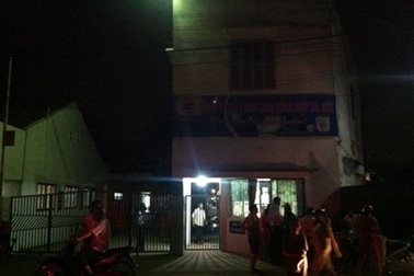 Phó Giám đốc công ty treo cổ tự tử trong phòng làm việc