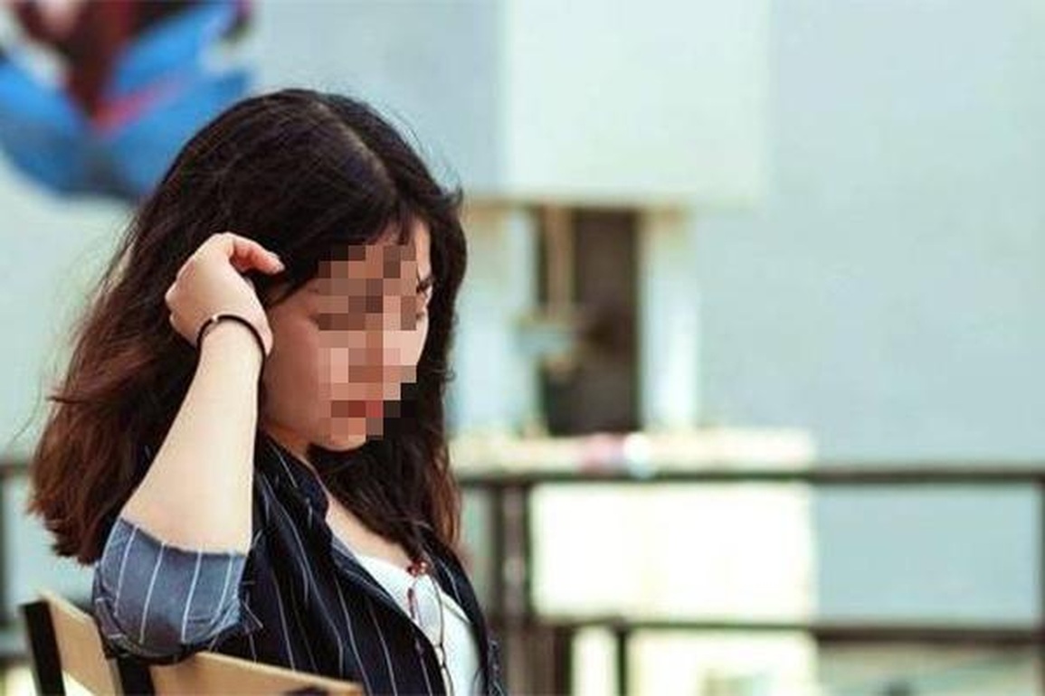 Bị đuổi việc vì đi vệ sinh nhiều lần trong kỳ kinh nguyệt - 1 Bị đuổi việc vì đi vệ sinh nhiều lần trong kỳ kinh nguyệt - 1