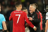 Man Utd suýt thua Atalanta, HLV Solskjaer ca ngợi C.Ronaldo lên mây