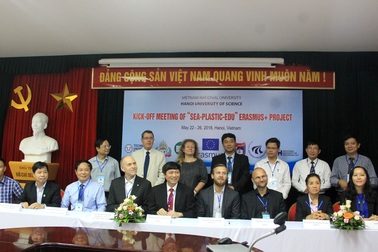 1 triệu euro để thiết lập khái niệm giáo dục về "Quản lý và tái chế nhựa"