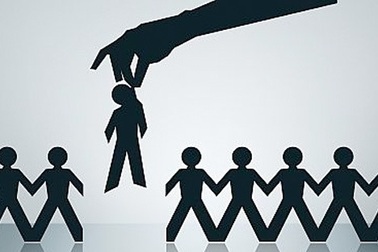 Xoa dịu làn sóng sa thải nhân sự ngân hàng?