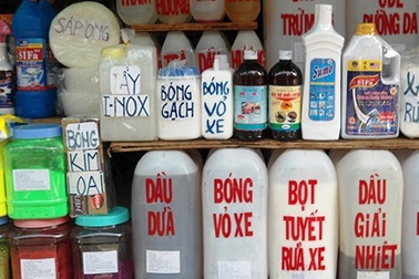 Chợ “tử thần” Kim Biên: Thứ gì cũng có!