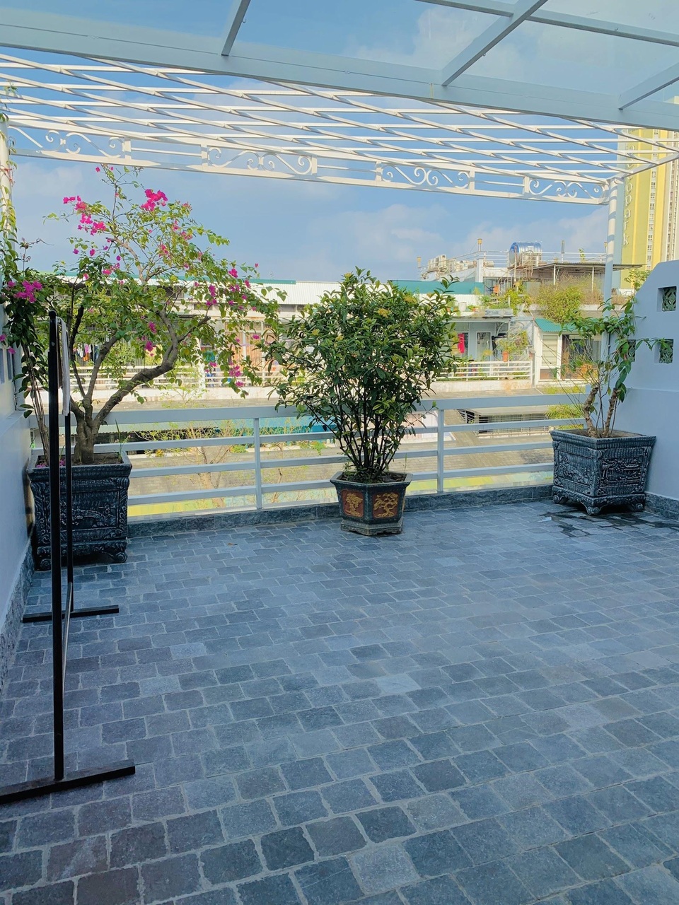 Biệt thự trốn khói bụi đẹp bình yên, ngập cây xanh của vợ chồng ở Hà Nội - 12