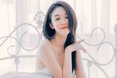 Clip cô gái khoe giọng hát cao "nổi da gà", độc đáo tới mức thành trào lưu