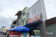 Nhà "siêu mỏng" tái xuất sau mở rộng đường, mỗi m2 giá gần nửa tỷ đồng