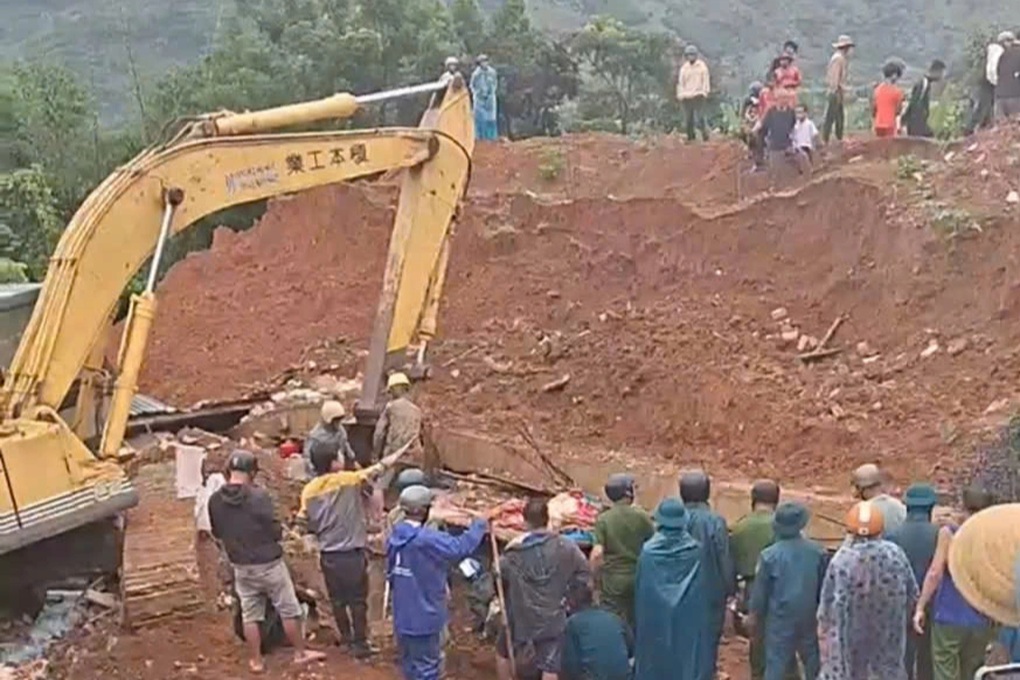 Sập nhà dân khiến 5 người thương vong - 1 Sập nhà dân khiến 5 người thương vong - 1