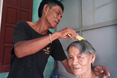 "Liệt sĩ" lưu lạc gần 40 năm tìm được gia đình nhờ... Facebook