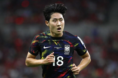 Báo giới Hàn Quốc kỳ vọng Lee Kang In tỏa sáng trước Thái Lan