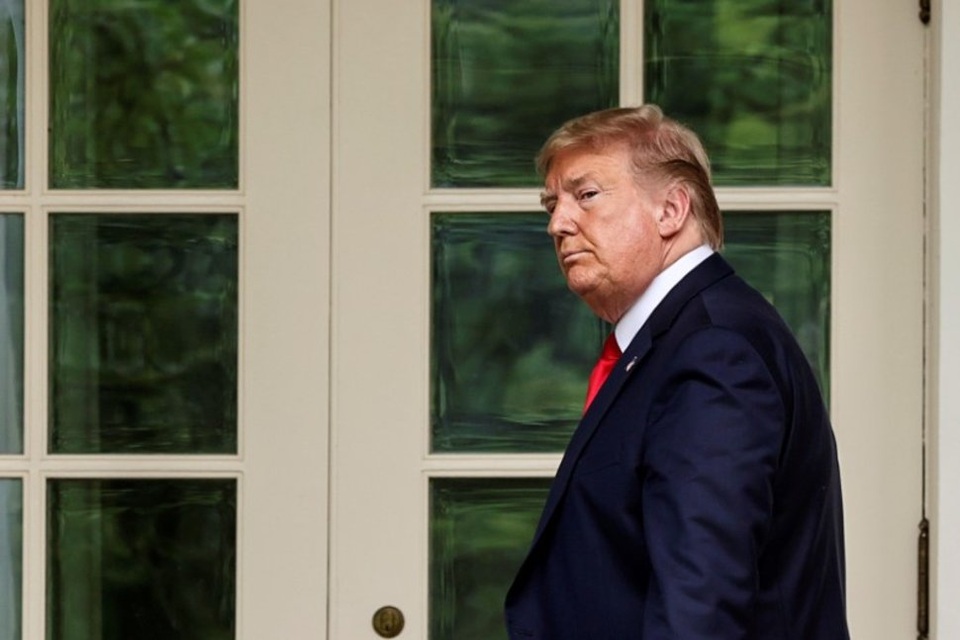 Tổng thống Trump đối mặt những ngày giông bão nhất trong nhiệm kỳ - 1 Tổng thống Trump đối mặt những ngày giông bão nhất trong nhiệm kỳ - 1