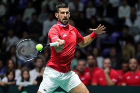 Djokovic giúp đội tuyển Serbia chiến thắng ở Davis Cup