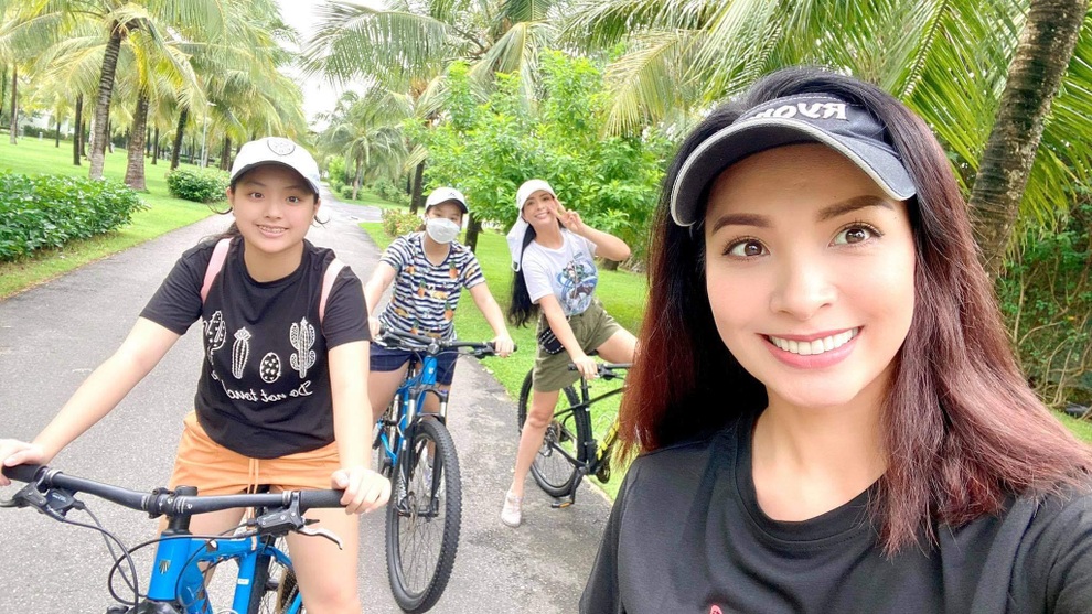 40 ngày ngoài đảo, cuộc sống của Thúy Hằng - Thúy Hạnh như thế nào? - 2 40 ngày ngoài đảo, cuộc sống của Thúy Hằng - Thúy Hạnh như thế nào? - 2