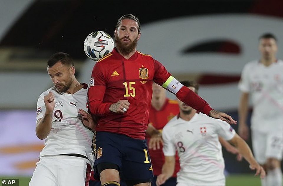 Tây Ban Nha và Đức giành chiến thắng nhọc nhằn ở UEFA Nations League - 4 Tây Ban Nha và Đức giành chiến thắng nhọc nhằn ở UEFA Nations League - 4