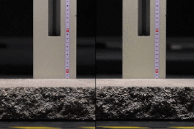 iPhone 15 Pro Max đọ độ bền với Galaxy S23 Ultra khi thả rơi tự do