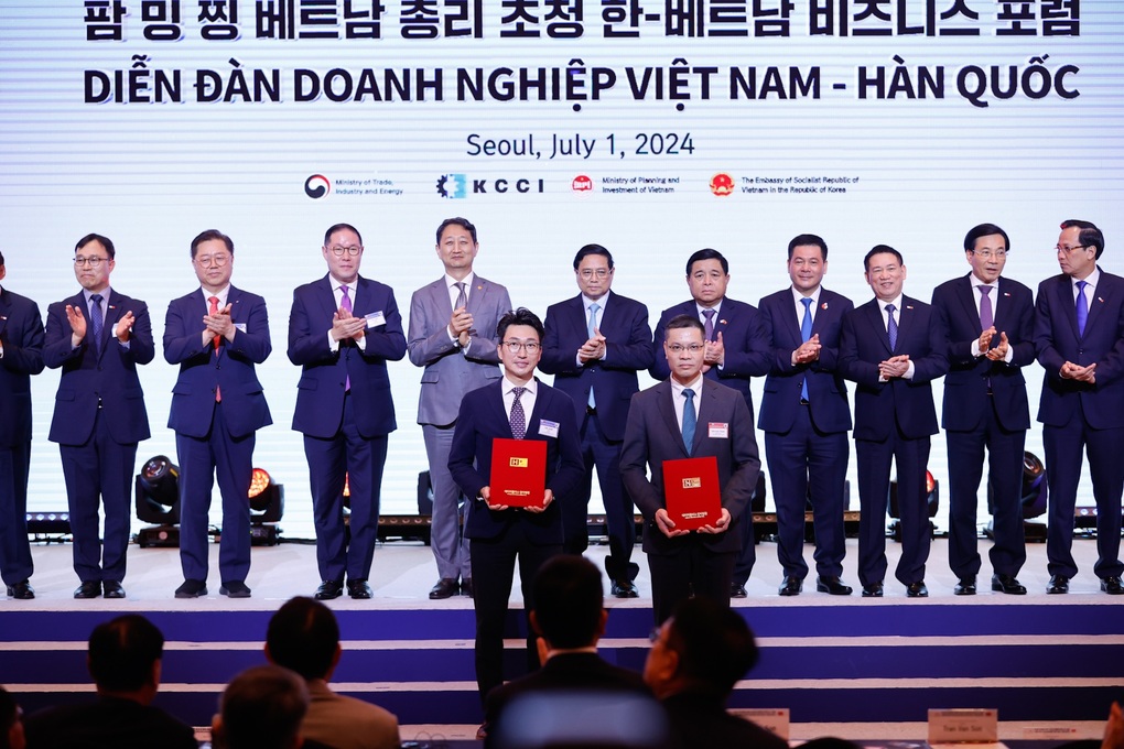 Thủ tướng thúc đẩy những chân trời hợp tác mới với doanh nghiệp Hàn Quốc - 5 Thủ tướng thúc đẩy những chân trời hợp tác mới với doanh nghiệp Hàn Quốc - 5