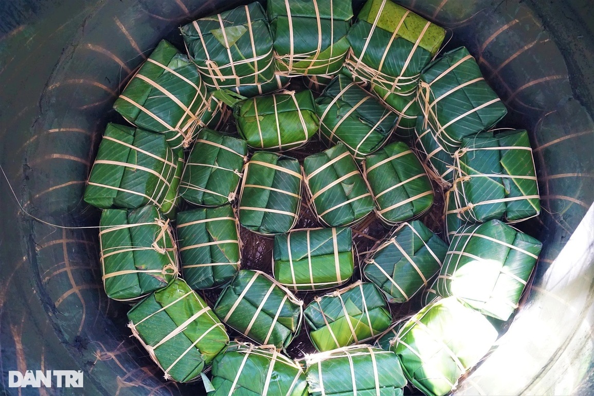 Chuyện ông Hai trời, hơn 20 năm đưa hương vị Tết đi khắp Việt Nam - 8 Chuyện ông Hai trời, hơn 20 năm đưa hương vị Tết đi khắp Việt Nam - 8