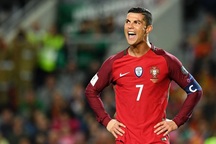 C.Ronaldo bị gạch tên khỏi đội tuyển Bồ Đào Nha