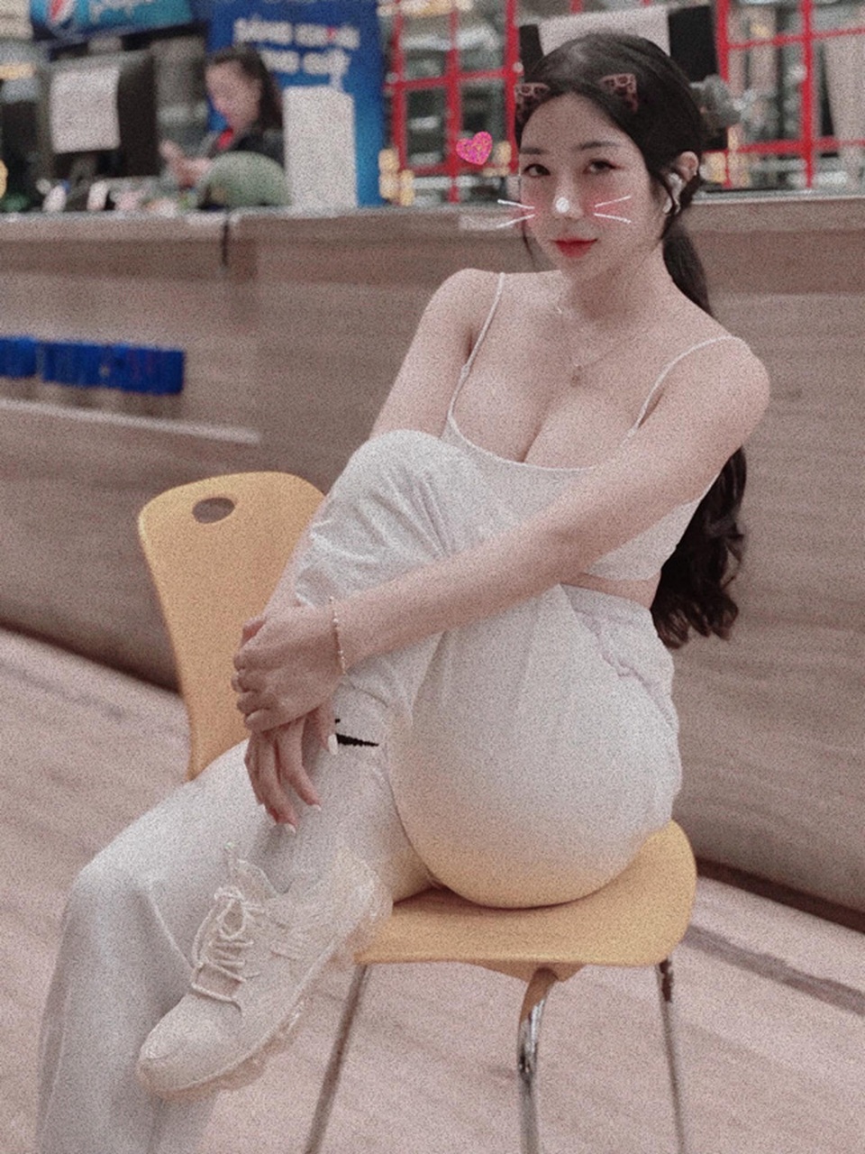 Hot girl phòng gym lột xác ngoạn mục nhờ giảm 9kg trong 2 tháng - 4 Hot girl phòng gym lột xác ngoạn mục nhờ giảm 9kg trong 2 tháng - 4