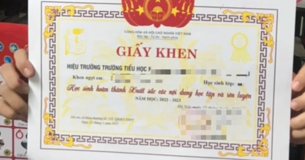 Ngán ngẩm với đủ kiểu phụ huynh khoe điểm con dị hợm trên mạng - 3 Ngán ngẩm với đủ kiểu phụ huynh khoe điểm con dị hợm trên mạng - 3