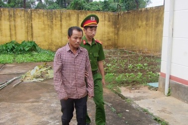 Ép nạn nhân viết giấy vay nợ rồi gọi người nhà mang tiền ra chuộc