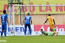 HLV Nguyễn Thành Công thất bại trong ngày tái ngộ CLB Thanh Hóa